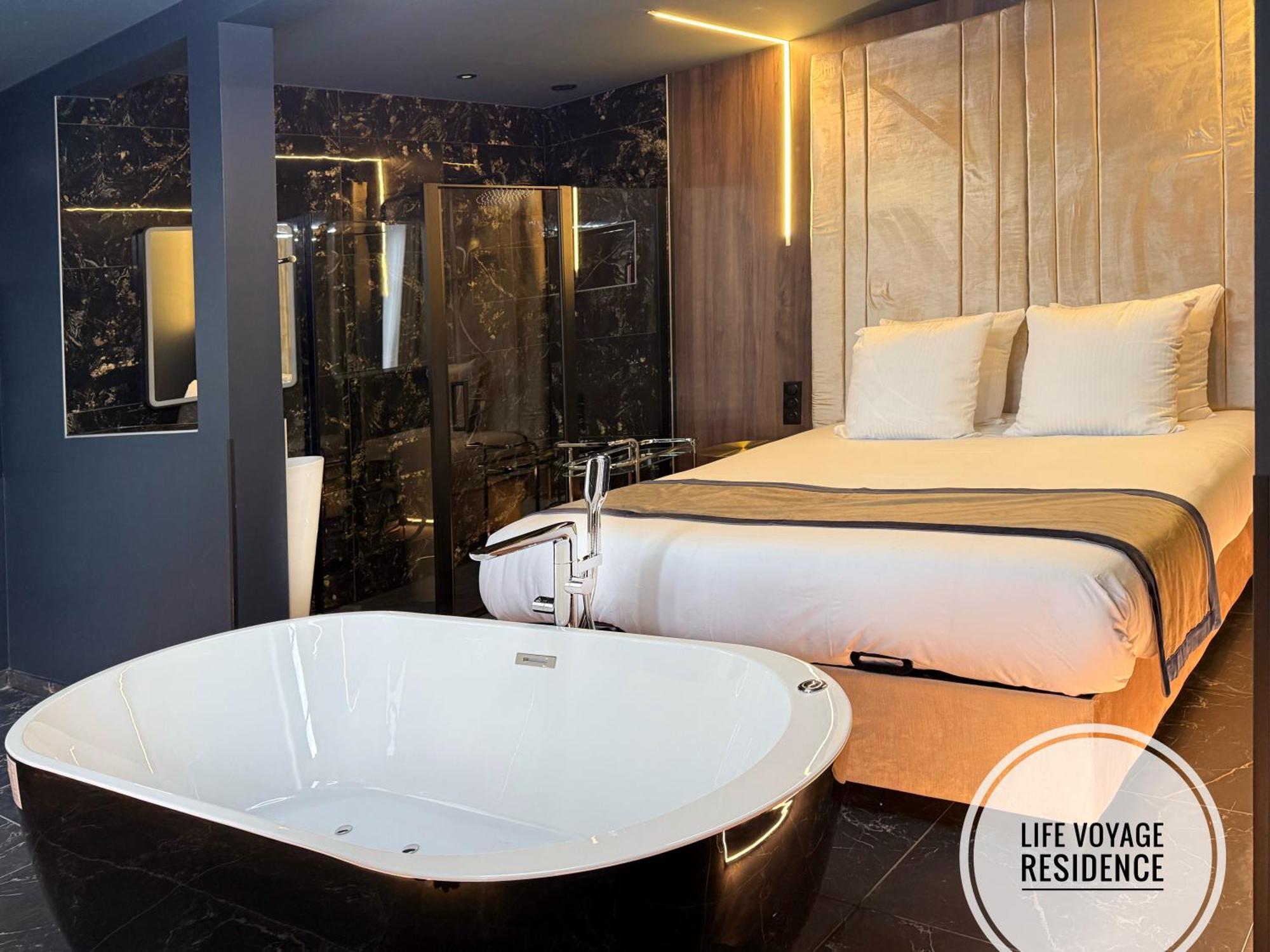 Life Voyage Residence & Spa - Strasbourg'S City Center Luxury Experience Dış mekan fotoğraf