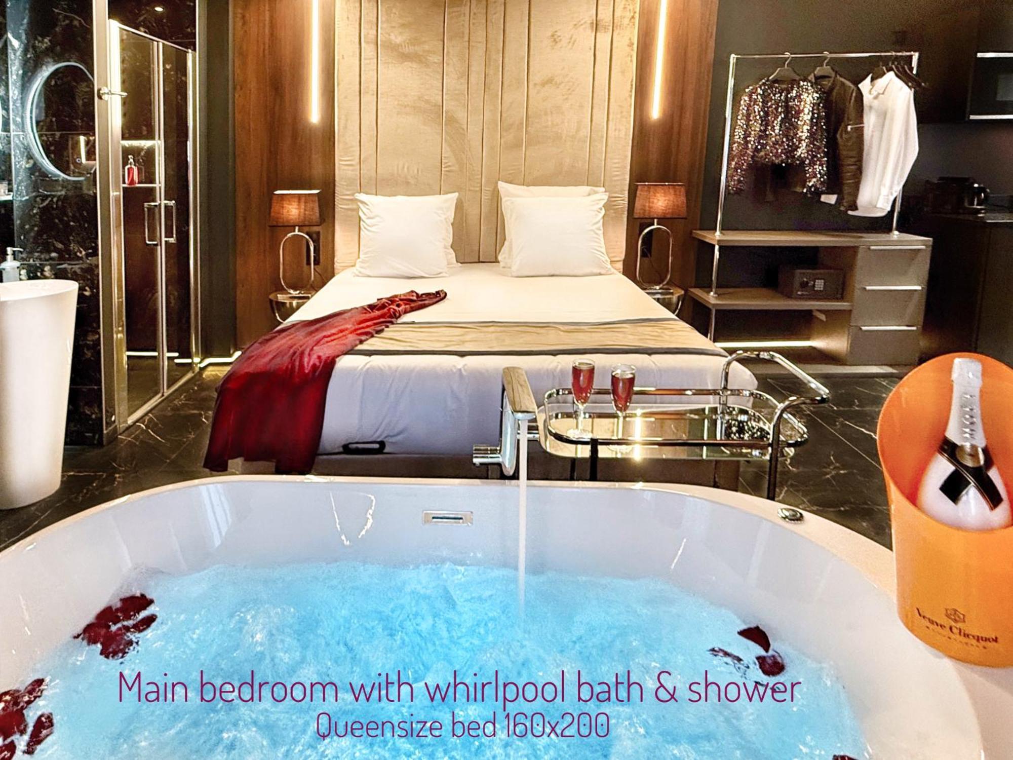 Life Voyage Residence & Spa - Strasbourg'S City Center Luxury Experience Dış mekan fotoğraf